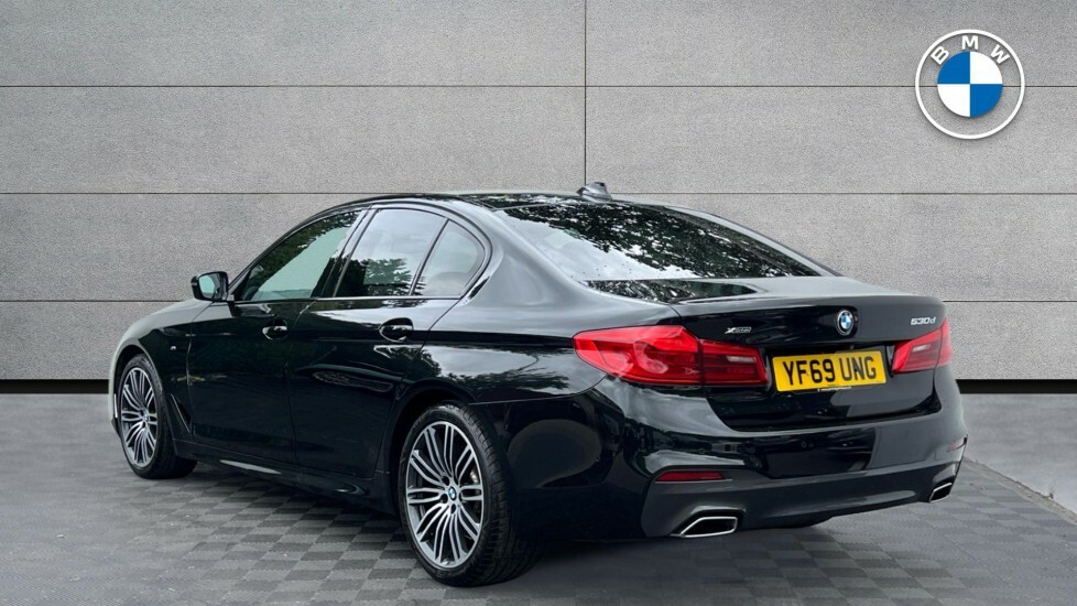 BMW 5 Series 530D Xdrive M Sport Saloon YF69UNG Black #3
