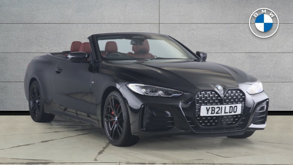 BMW 4 Series M440i Xdrive Convertible Black #2