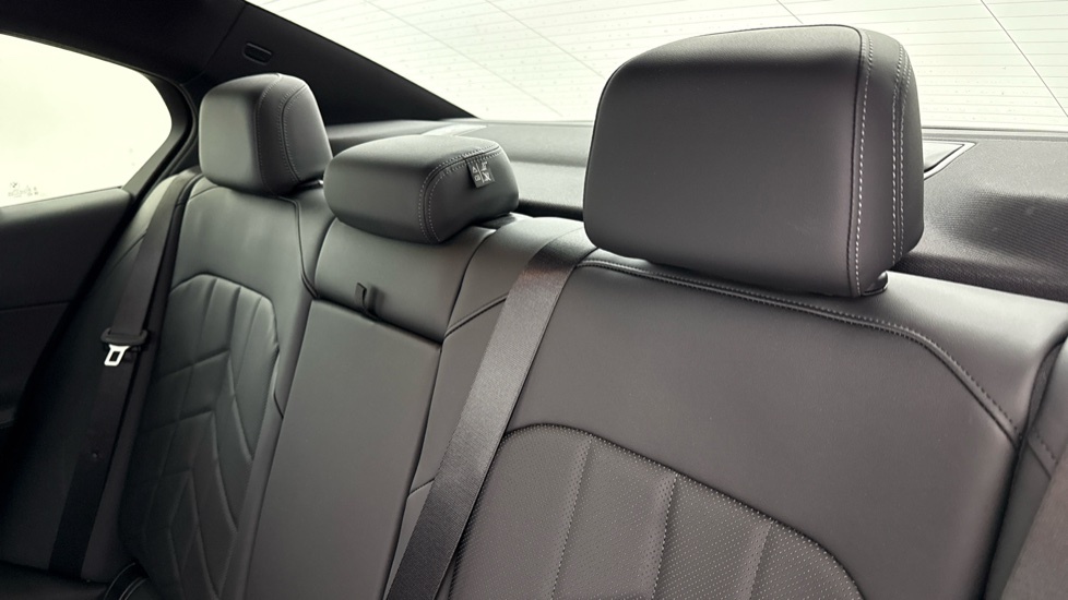 BMW 5 Series 530E M Sport Pro Blue #24