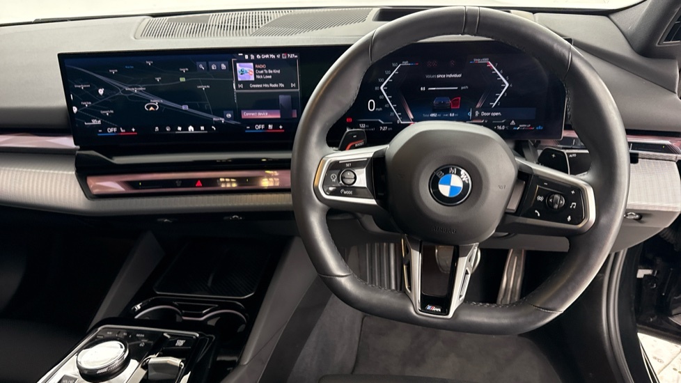 BMW 5 Series 530E M Sport Pro Blue #9