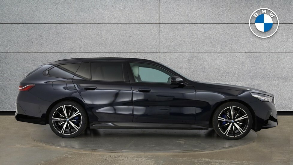 BMW 5 Series 520I M Sport Touring Black #5