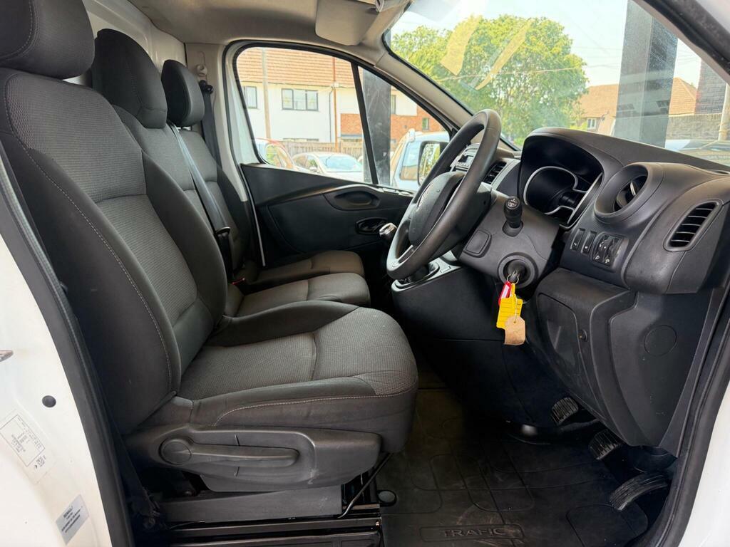 Renault Trafic 2.0 Dci Energy 28 Business Swb Standard Roof Euro Grey #14