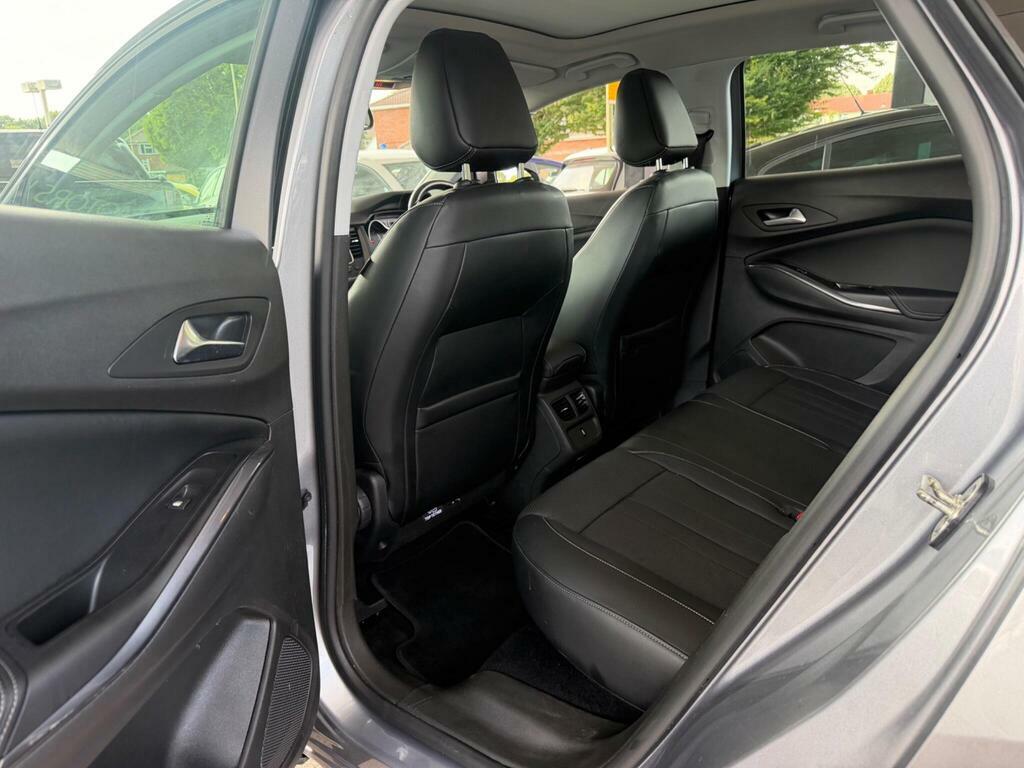Vauxhall Grandland X Black #22