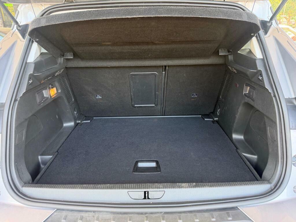 Vauxhall Grandland X Black #8