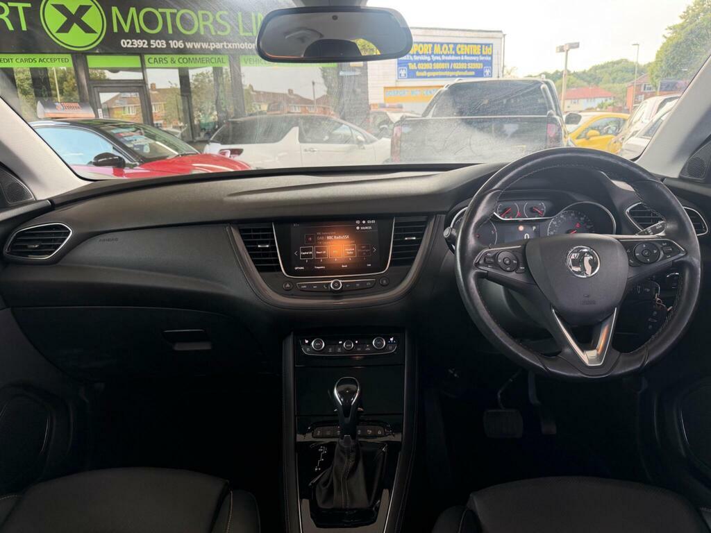 Vauxhall Grandland X Black #11