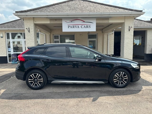 Volvo V40 Cross Country T3 Nav Plus Hatchback Black