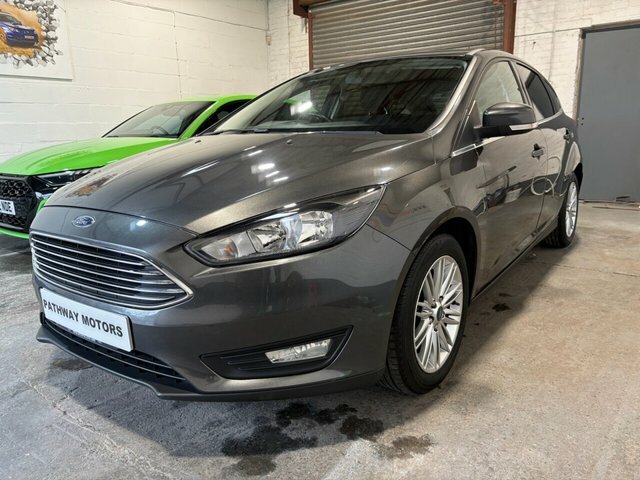 Ford Focus 1.0T Ecoboost Zetec Edition Hatchback M Grey
