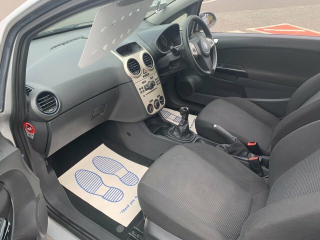 Vauxhall Corsa Se Blue #10
