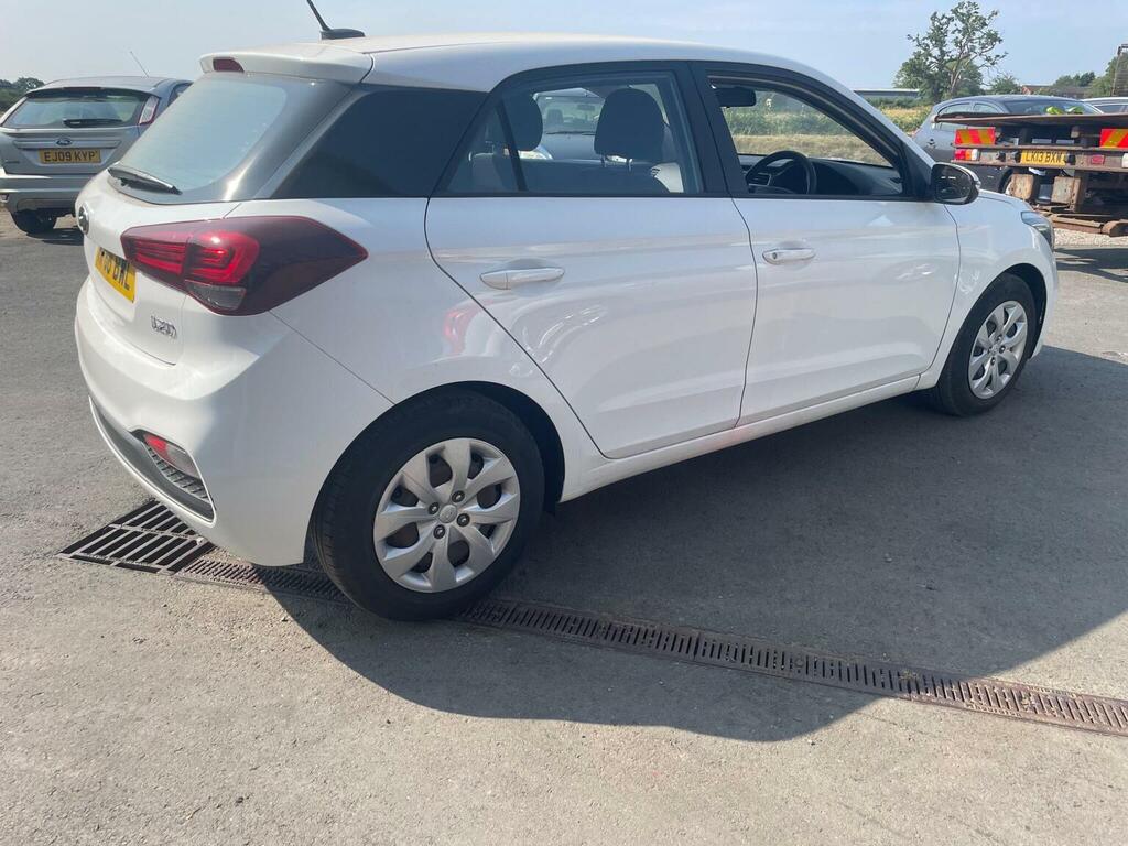 Hyundai I20 Se Black #14