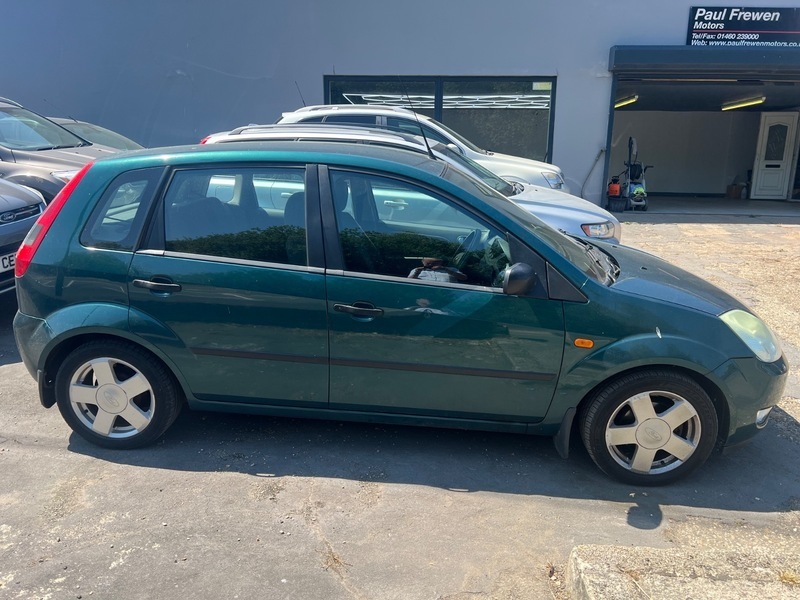 Ford Fiesta 1.3 Flight Red #8