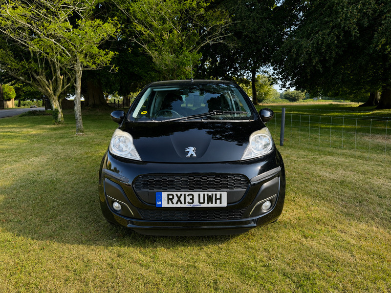 Peugeot 107 Active Black #2