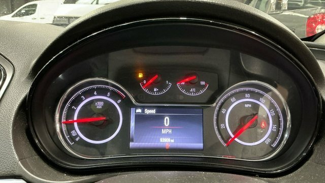 Vauxhall Insignia 2.0 Cdti Ecoflex Tech Line Sports Tourer Diese Silver #2