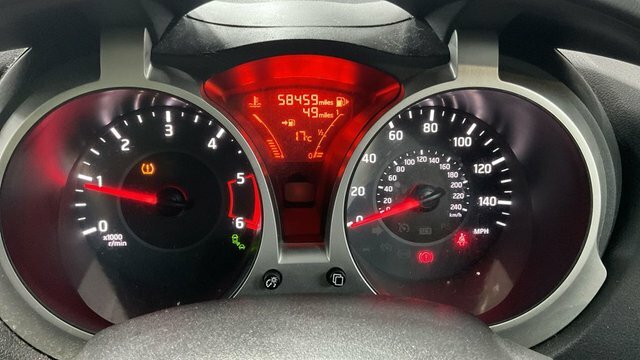 Nissan Juke 1.5 Dci Tekna Suv Euro 6 S S White #2