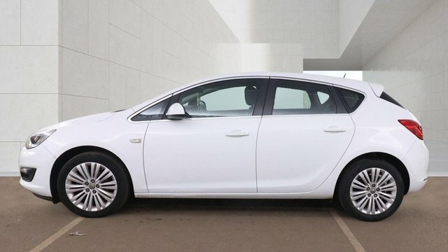 Vauxhall Astra 1.4I Excite Hatchback Euro 6 10 White #5