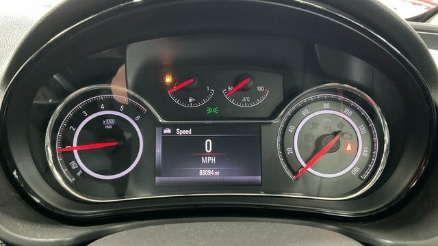 Vauxhall Insignia 2.0 Cdti Ecoflex Sri Nav Hatchback Manu White #2