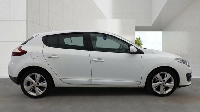 Renault Megane 1.5 Dci Energy Dynamique Tomtom Hatchback Dies White #6