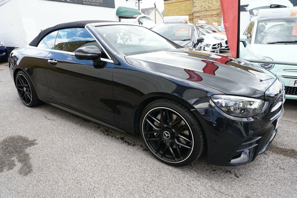 Mercedes-Benz E Class 2.0 E300h Mhev Amg Line Night Edition Premium Plu KE21YVF Black #2