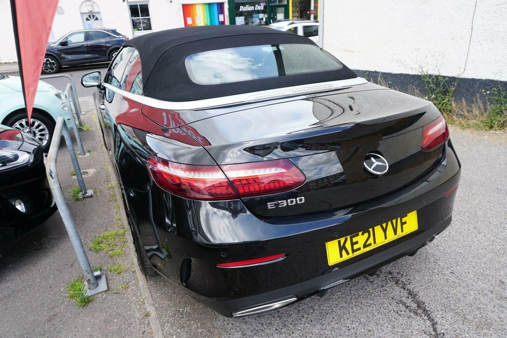 Mercedes-Benz E Class 2.0 E300h Mhev Amg Line Night Edition Premium Plu KE21YVF Black #5