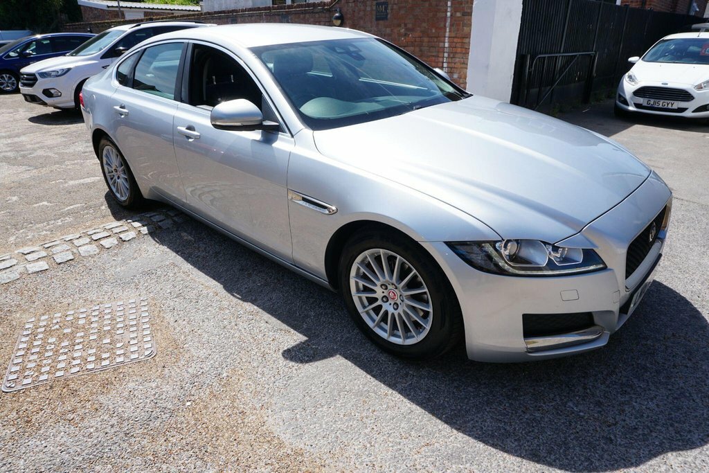 Jaguar XF 2.0D Prestige Euro 6 Ss Silver