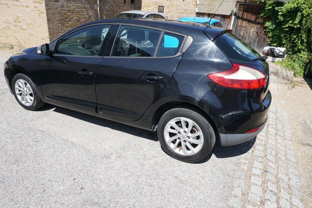 Renault Megane 1.5 Dci Dynamique Tomtom Edc Euro 5 Black #4