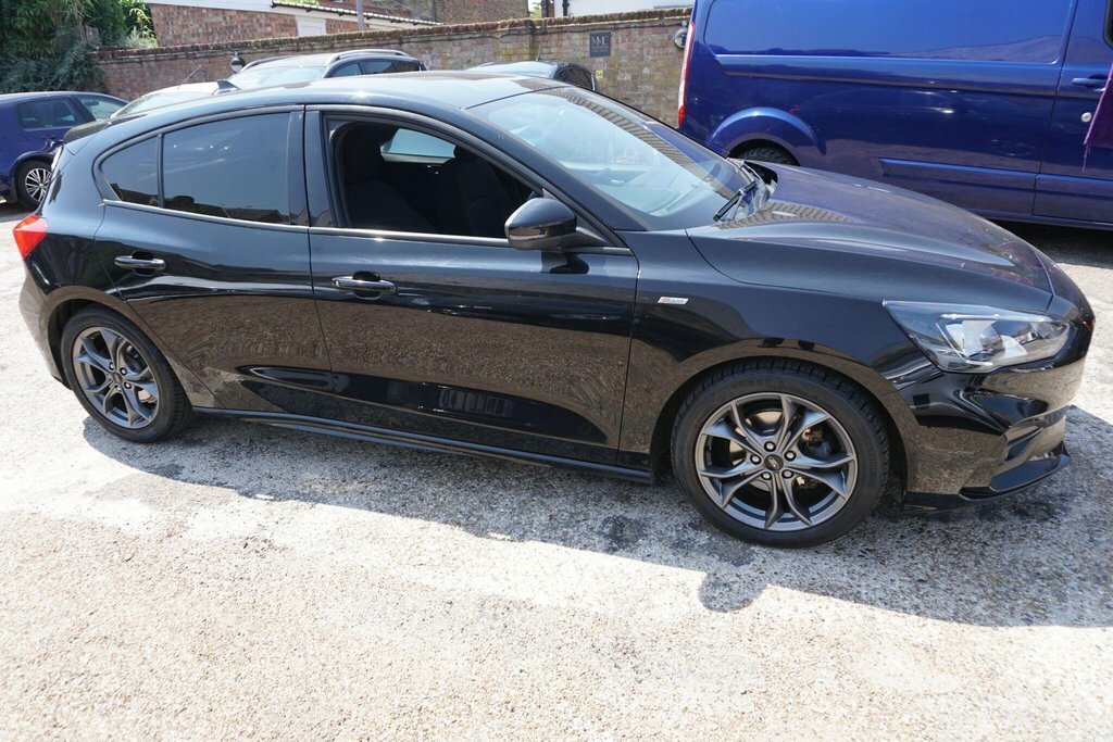 Ford Focus 1.0T Ecoboost St-line Euro 6 Ss Black