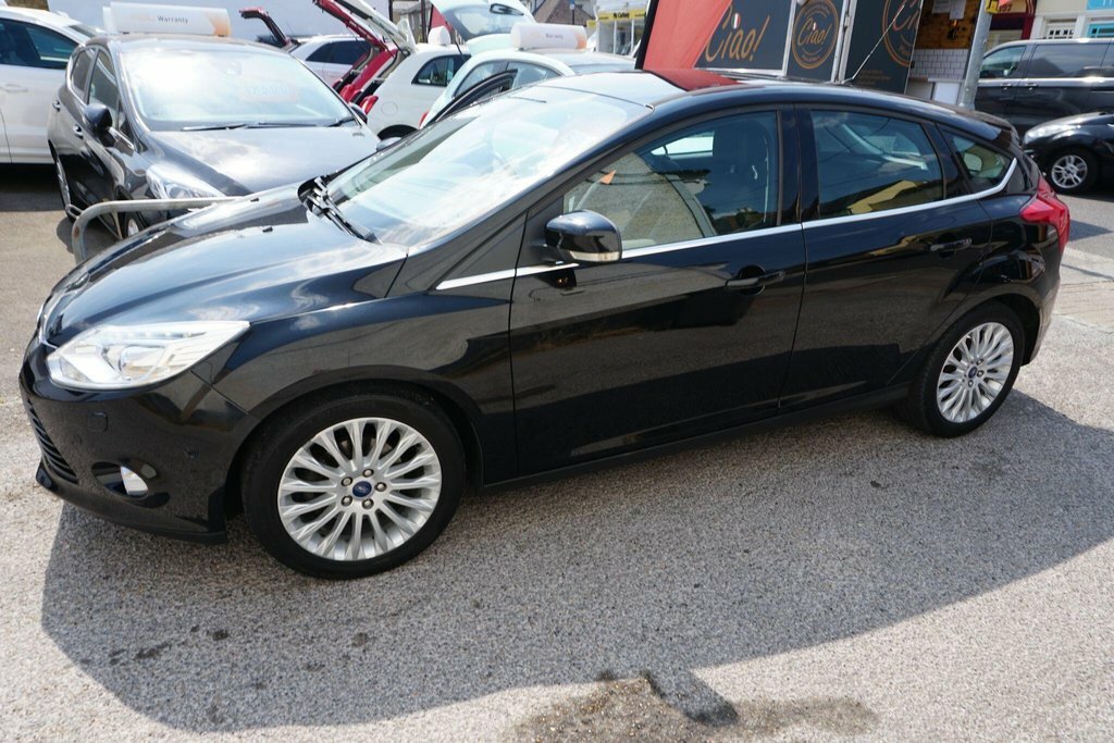 Ford Focus 1.0T Ecoboost Titanium X Euro 5 Ss Black #3