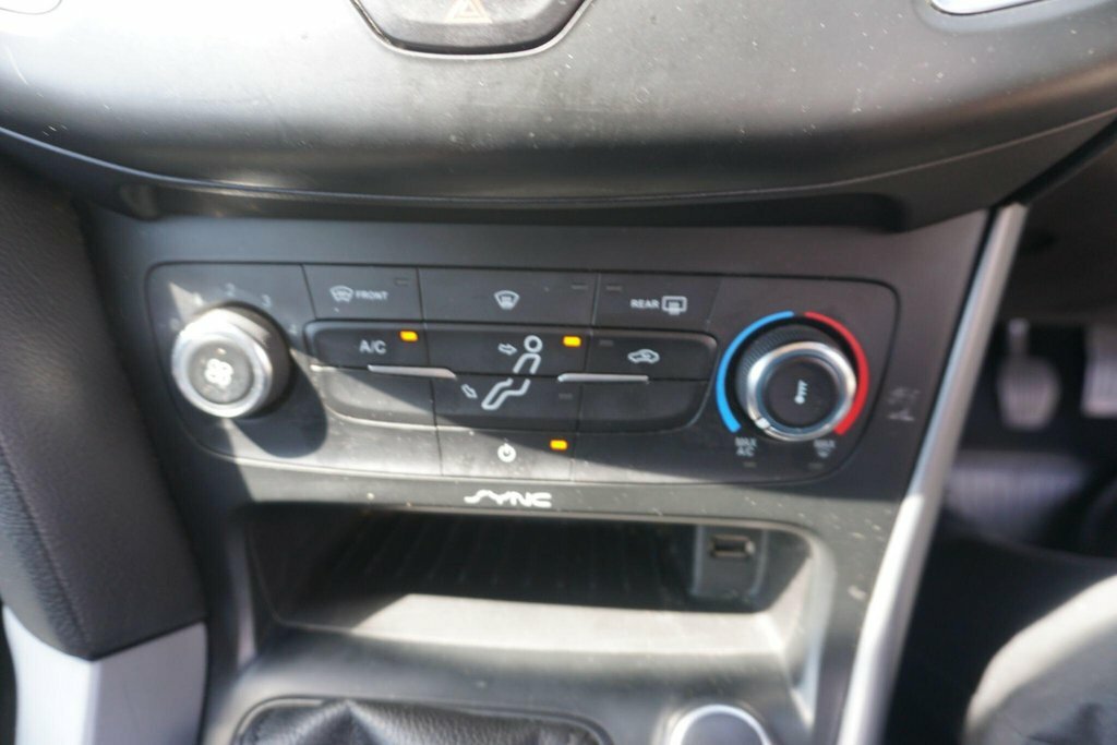 Ford Focus Hatchback Grey #21