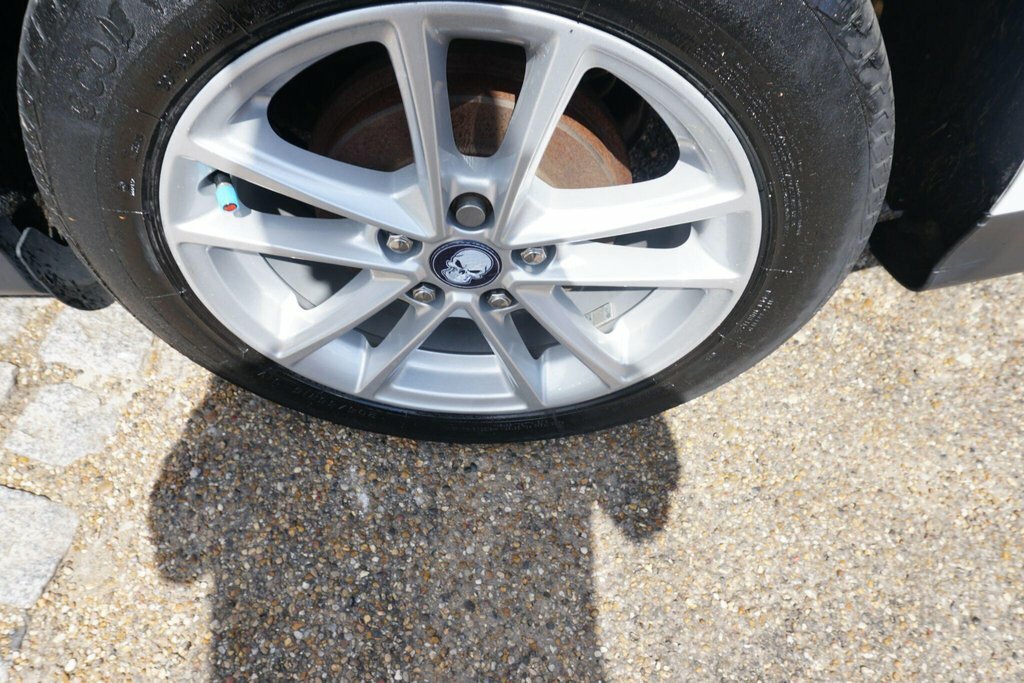 Ford Focus Hatchback Grey #30