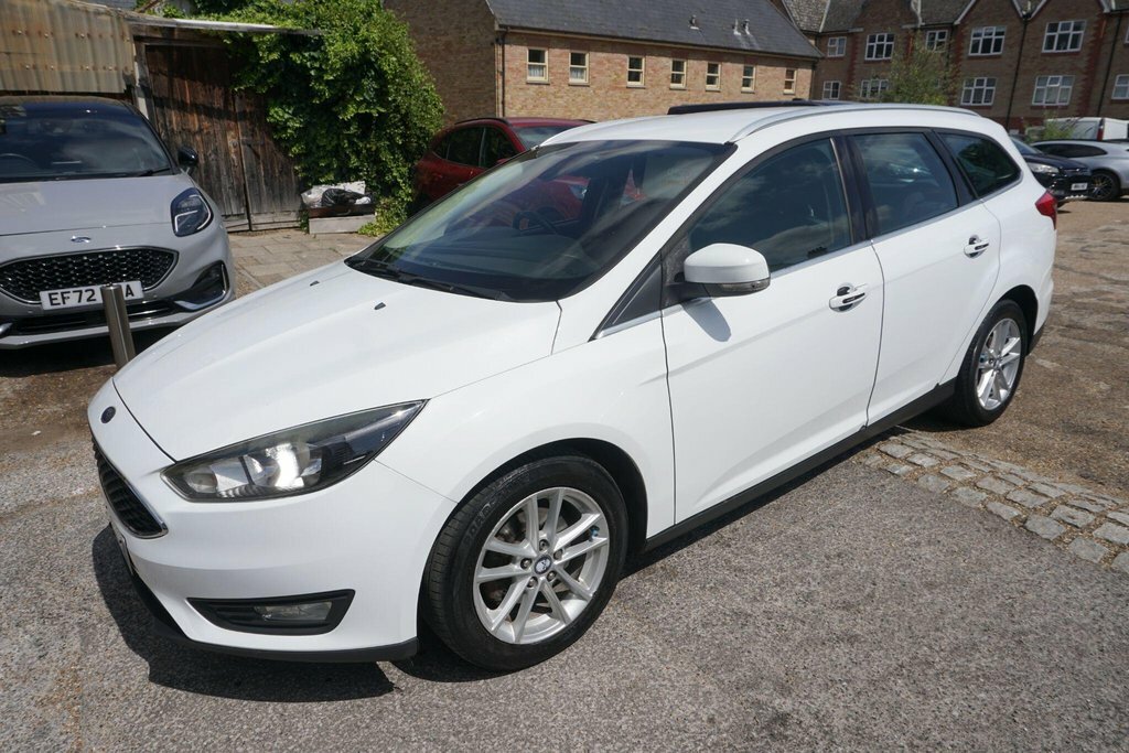 Ford Focus 1.6 Tdci Zetec Euro 5 Ss DF64TZZ White #6