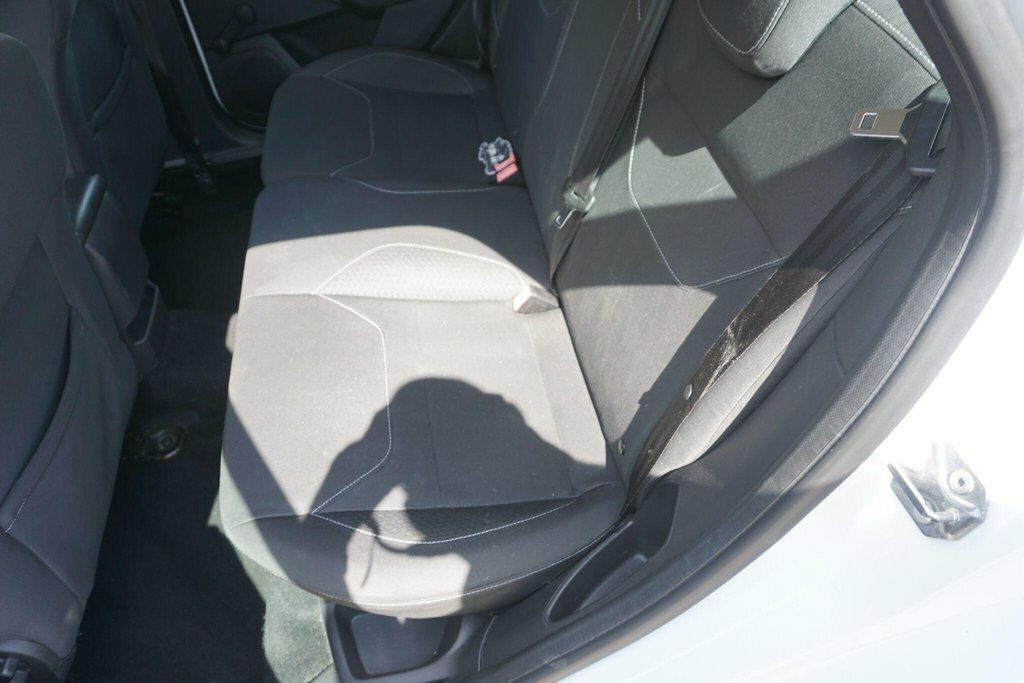 Ford Focus Hatchback Grey #16