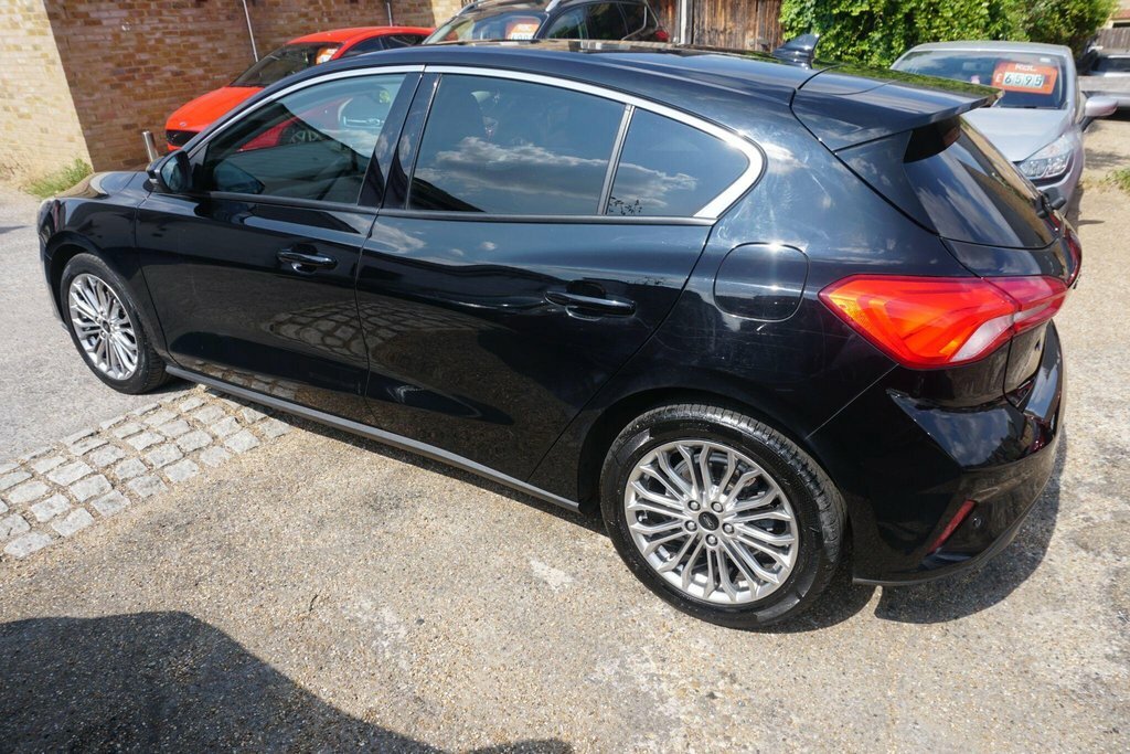 Ford Focus 1.0T Ecoboost Titanium X Euro 6 Ss EA69OFC Black #6