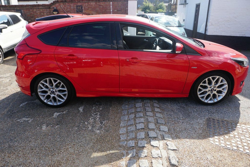 Ford Focus 1.0T Ecoboost St-line Euro 6 Ss Red #5
