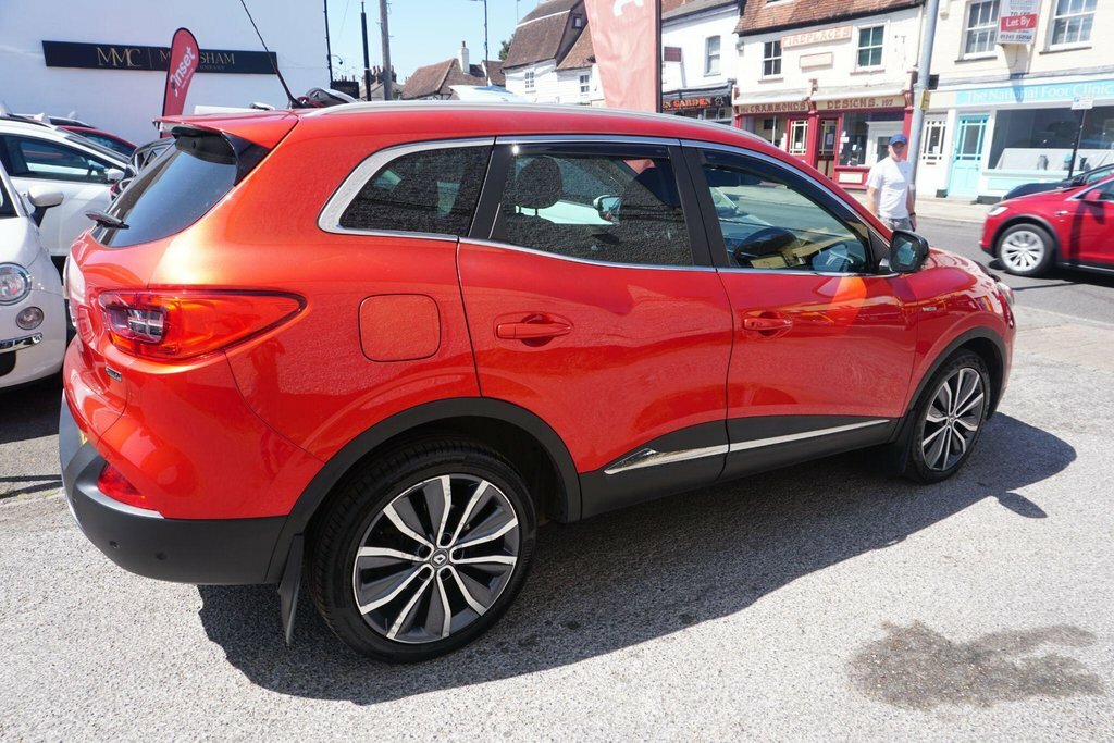 Renault Kadjar 1.6 Dci Signature Nav 4Wd Euro 6 Ss RO67YWJ Red #3