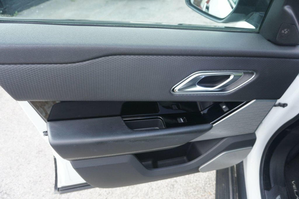 Land Rover Range Rover Velar Velar Red #25