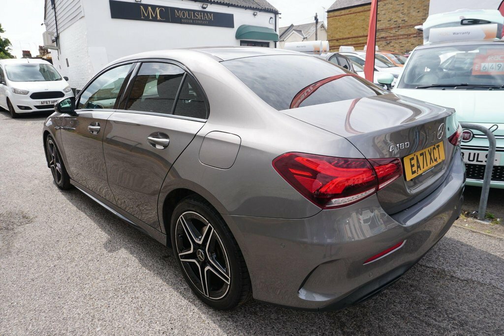 Mercedes-Benz A Class 1.3 A180 Amg Line Edition Executive 7G-dct Euro Grey #4