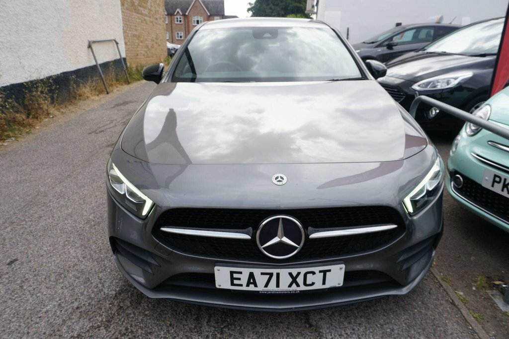 Mercedes-Benz A Class 1.3 A180 Amg Line Edition Executive 7G-dct Euro Grey #2