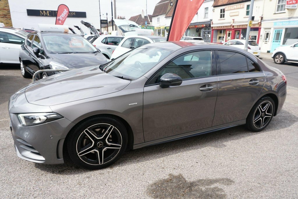 Mercedes-Benz A Class 1.3 A180 Amg Line Edition Executive 7G-dct Euro Grey #3