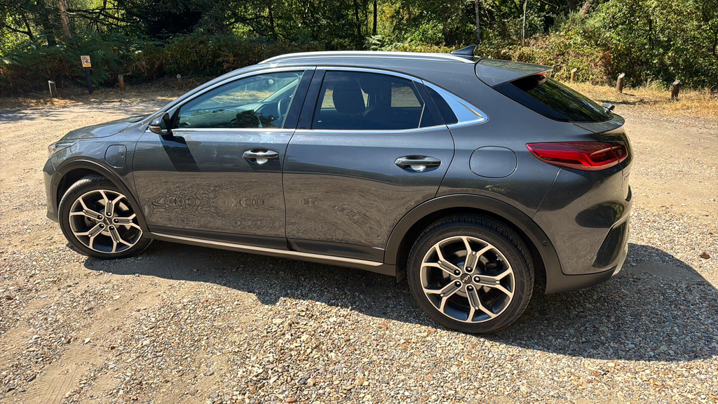 Kia Xceed 1.5T Gdi Isg 4 Red #9