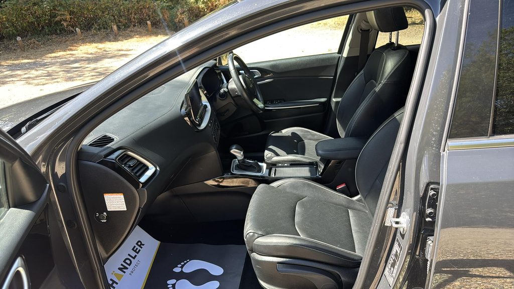 Kia Xceed 1.5T Gdi Isg 4 Red #30