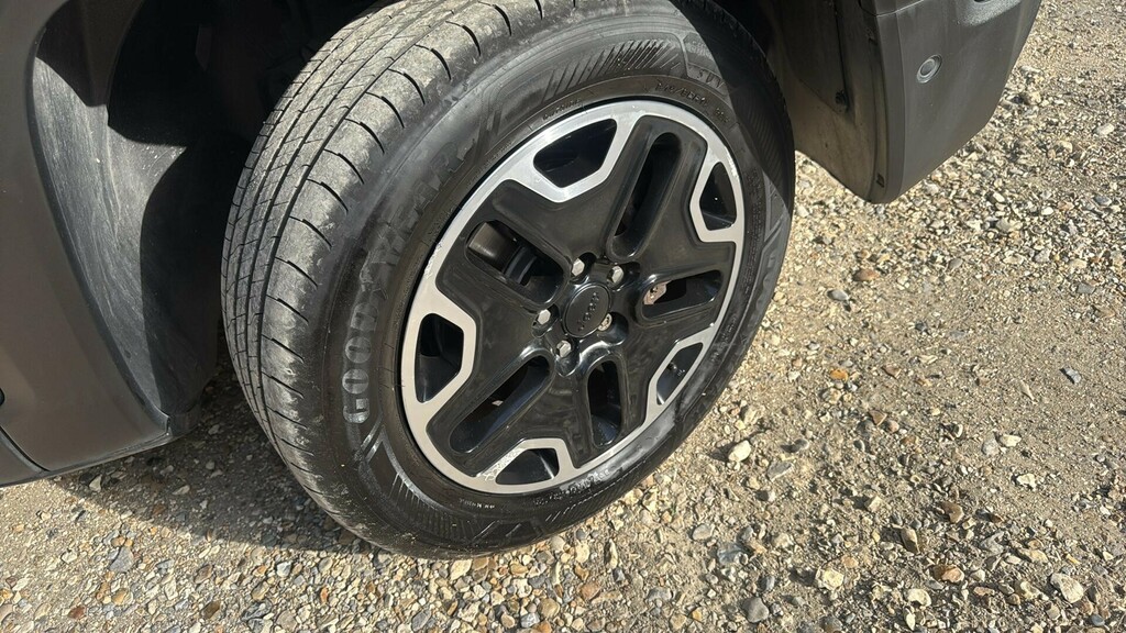 Jeep Renegade 2016 16 2.0 Red #13