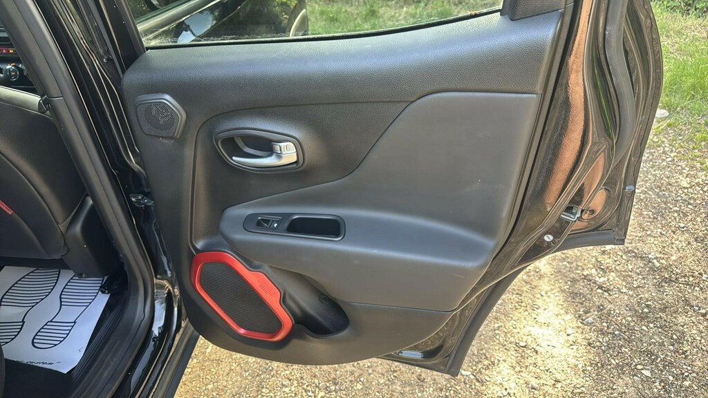 Jeep Renegade 2016 16 2.0 Red #23