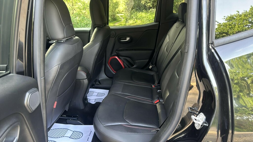 Jeep Renegade 2016 16 2.0 Red #33