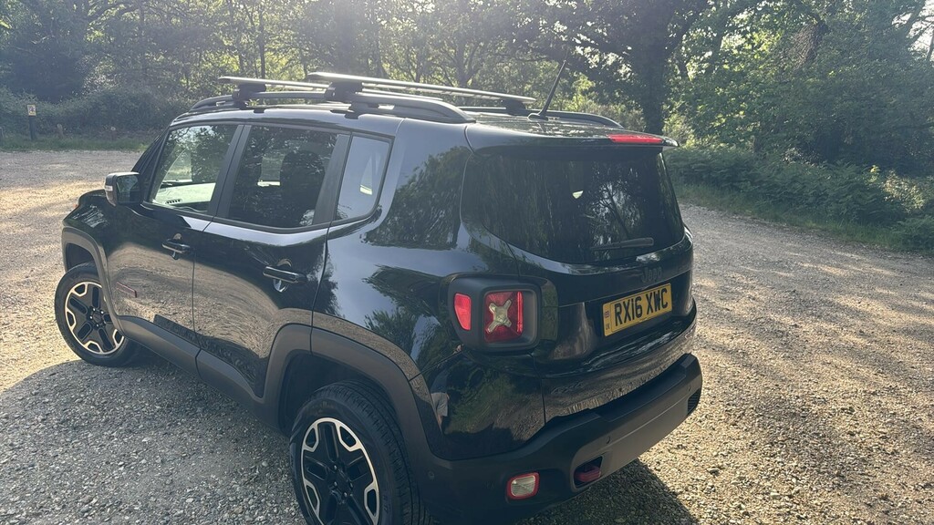 Jeep Renegade 2016 16 2.0 Red #7