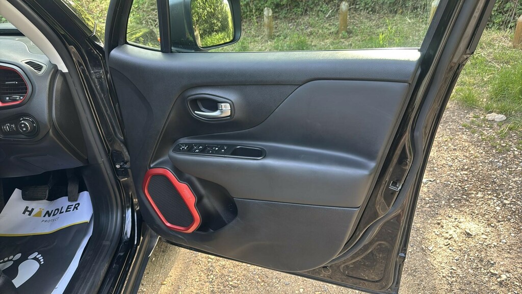 Jeep Renegade 2016 16 2.0 Red #22