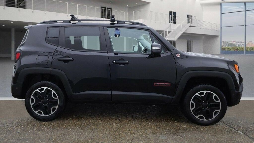Jeep Renegade 2016 16 2.0 Red #45