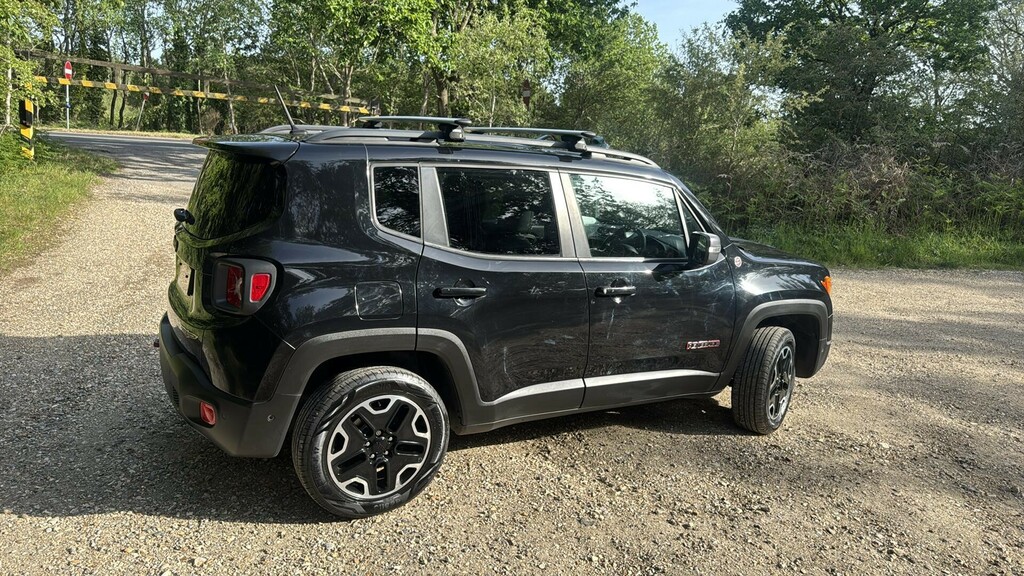 Jeep Renegade 2016 16 2.0 Red #10