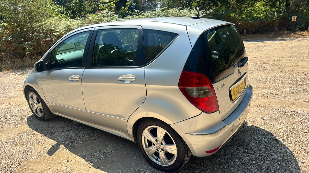 Mercedes-Benz A Class A160 Classic Se Cvt Grey #8