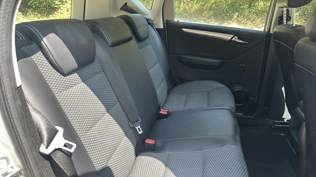 Mercedes-Benz A Class A160 Classic Se Cvt Grey #31