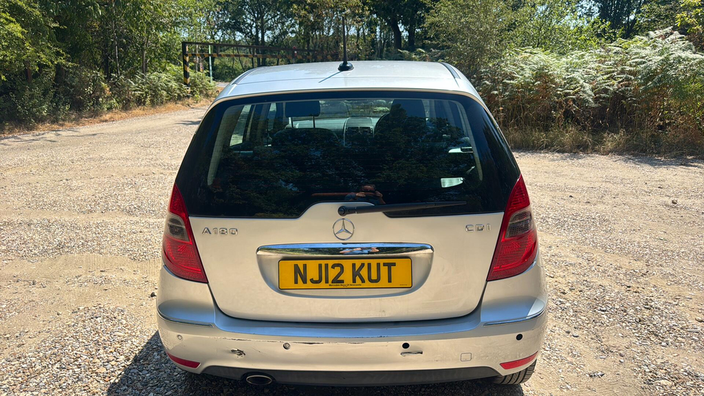 Mercedes-Benz A Class A160 Classic Se Cvt Grey #10
