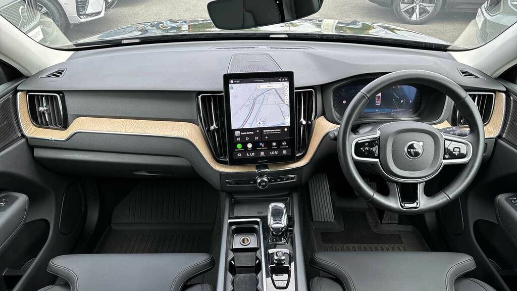 Volvo XC60 Plus, B5 Awd Mild Hybrid, Dark BD75YON Black #5